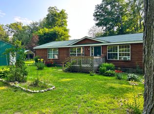 33961 W Huckleberry Lake Rd, Trout Lake, MI 49793