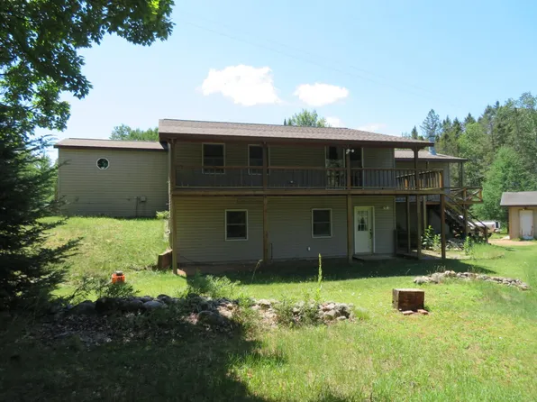 5046 Forest Ln, Rhinelander, WI 54501