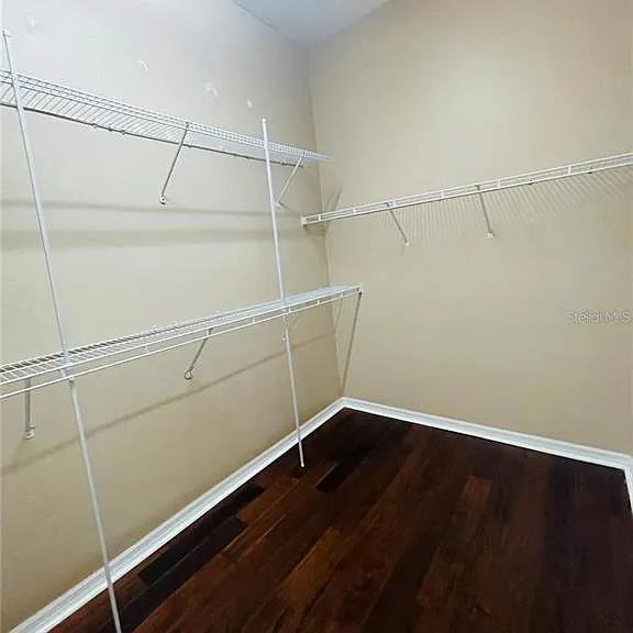 930 Spring Oak Cir — Photo 16