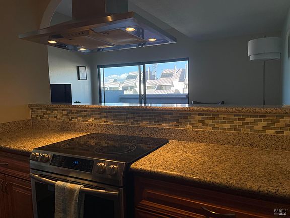 3rd image of 1 Embarcadero West #355