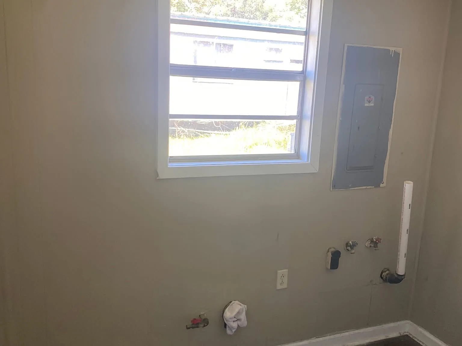 1638 Charlie Drive - 1 — Photo 3
