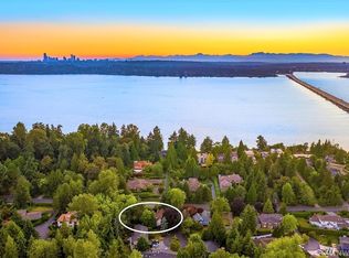 2610 Evergreen Point Rd, Medina, WA 98039