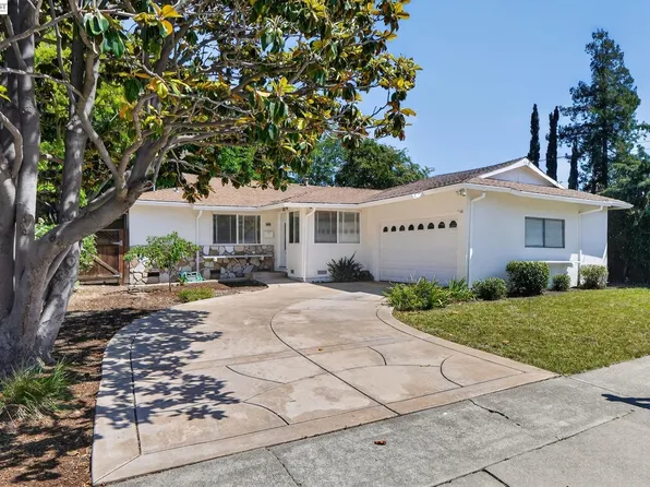 3436 Thunderbird Dr, Concord, CA 94520