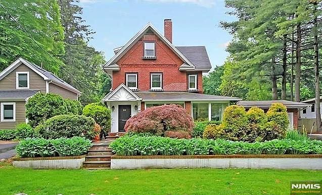 1st image of 21 Meadow St