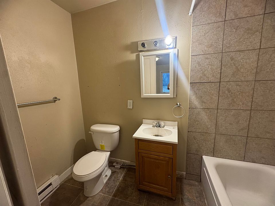 7th image of 602 Ripley St