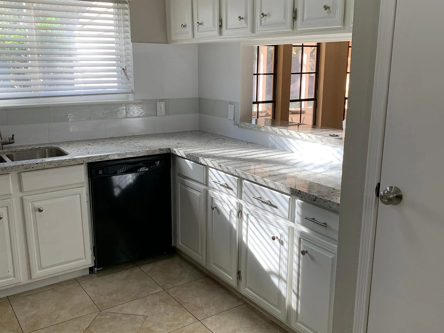 3 bed, 1574 sqft, $1,950 — Photo 3