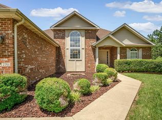 2761 Lake Lucerne Dr, Shiloh, IL 62221