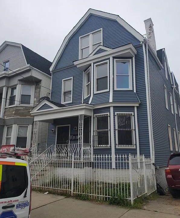 1st image of 114 Chadwick Ave #2A
