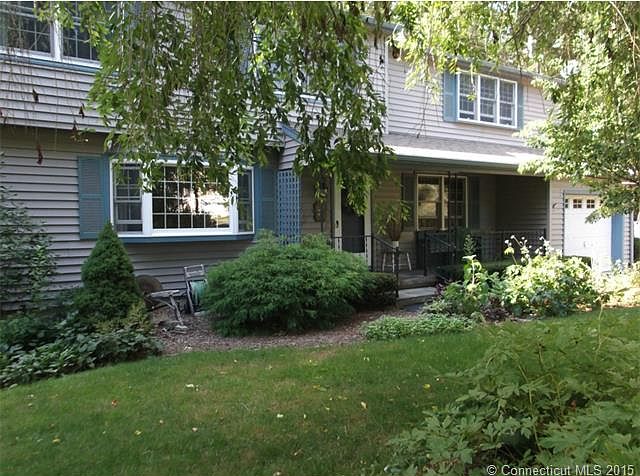 Four Bedroom Colonial in th...
