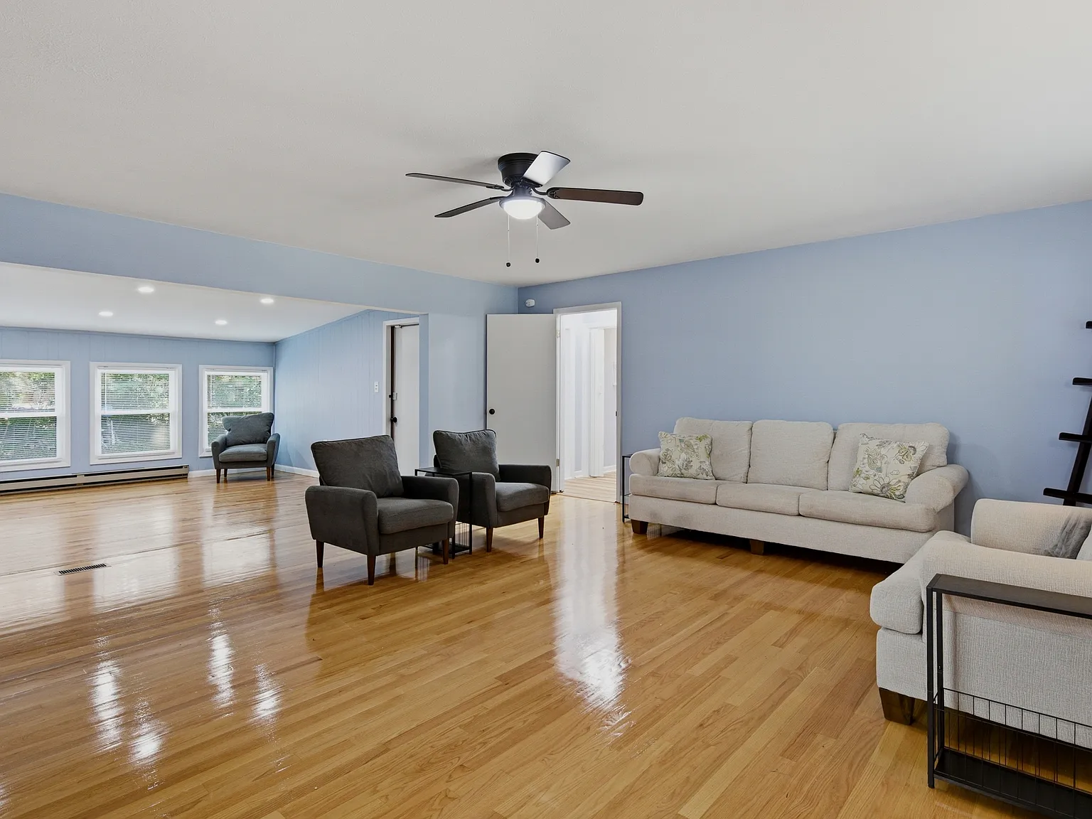 1829 Martindale Drive - 2-Pri... — Photo 3