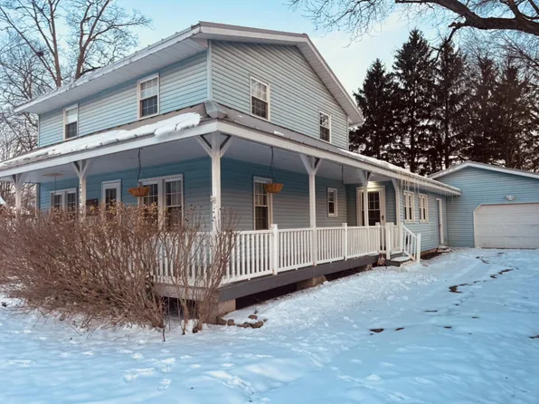 2561 Lake Shore Dr, Niles, MI 49120