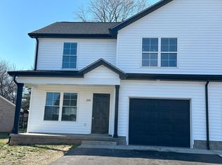 230 Whispering Hills Blvd, Bowling Green, KY 42101