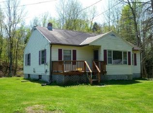 109 Pleasant Dr, North Clarendon, VT 05759
