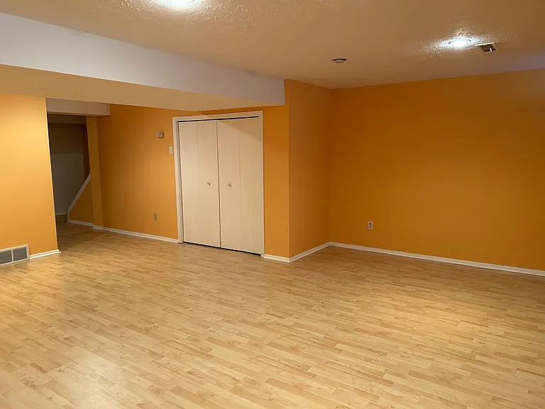 4456 Donna Dr — Photo 29
