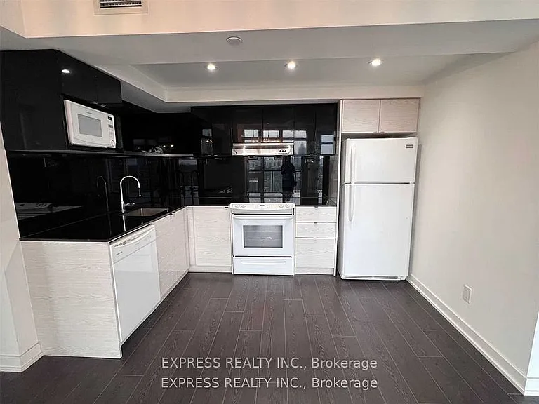 72 Esther Shiner Blvd #1907 — Photo 9