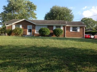 1930 Pinehurst Dr, Nashville, TN 37216