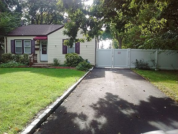 3rd image of 38 Homestead Ave