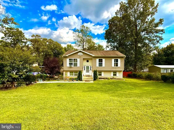 10411 Forest Hill Ct, Fredericksburg, VA 22408