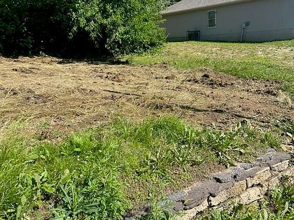 5th image of 4023 Highland Ave
