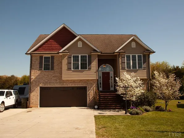 4092 Thomas Jefferson Rd, Forest, VA 24551