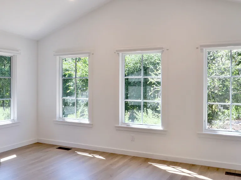 312-314 W Aliso St — Photo 7