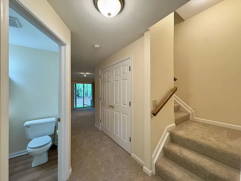 53 Cedarwood Cir — Photo 9