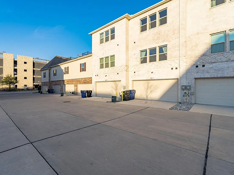 8511 Jacobs St — Photo 22