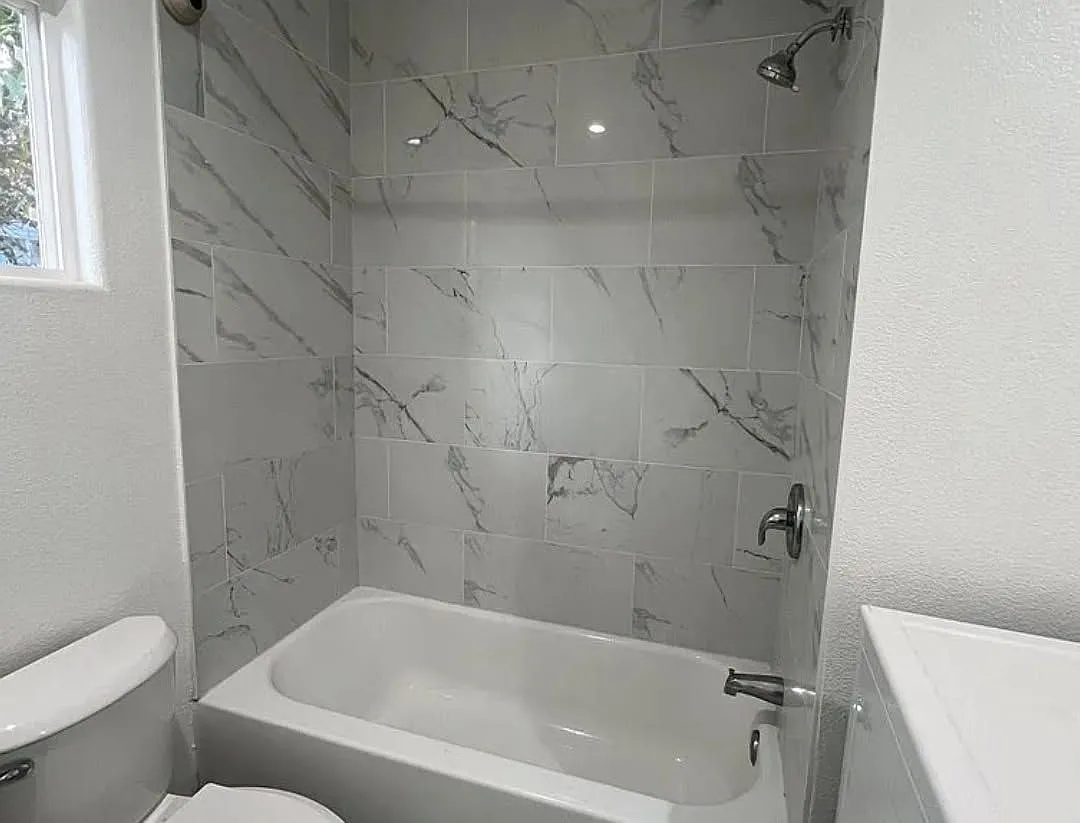 Spacious Bathroom - 1410 Mott St #MAIN