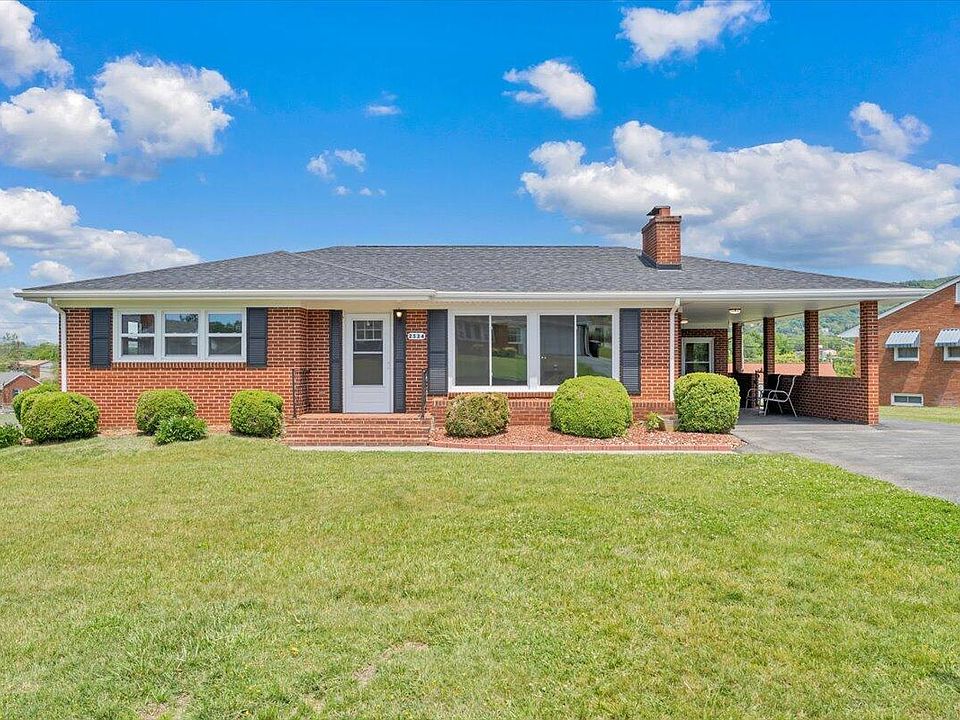 1st image of 2534 Pinecrest Dr