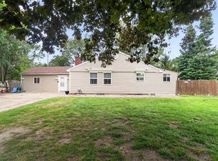 6140 Pinckney Rd, Pinckney, MI 48169