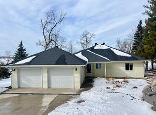 31129 E Jewett Dr, Fergus Falls, MN 56537