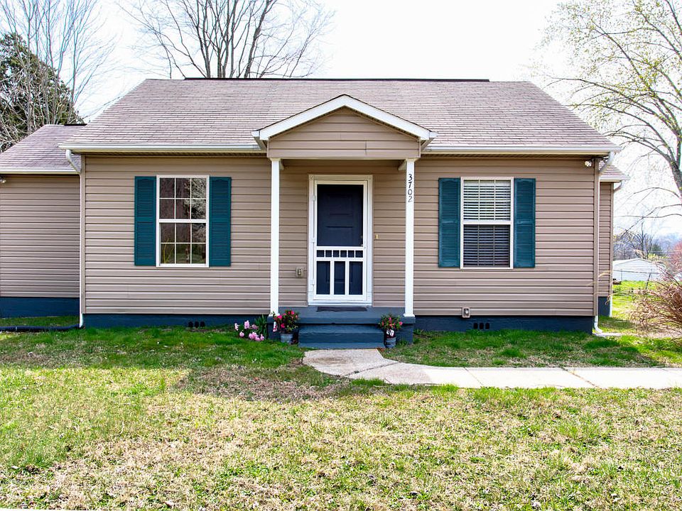 1st image of 3702 Valley View Dr