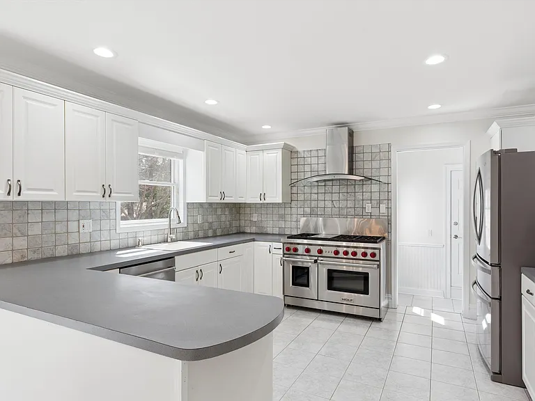50 Wooded Oak Ln — Photo 9