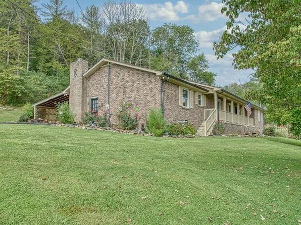 505 Crestview Ave, Gainesboro, TN 38562