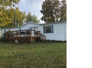 751 Dahman Rd, Franklin, IL 62638