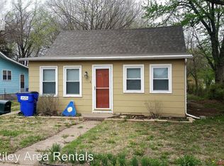 1724 N Jefferson St, Junction City, KS 66441