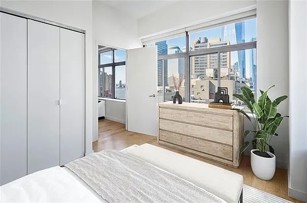 Rented by The Moinian Group | media 1