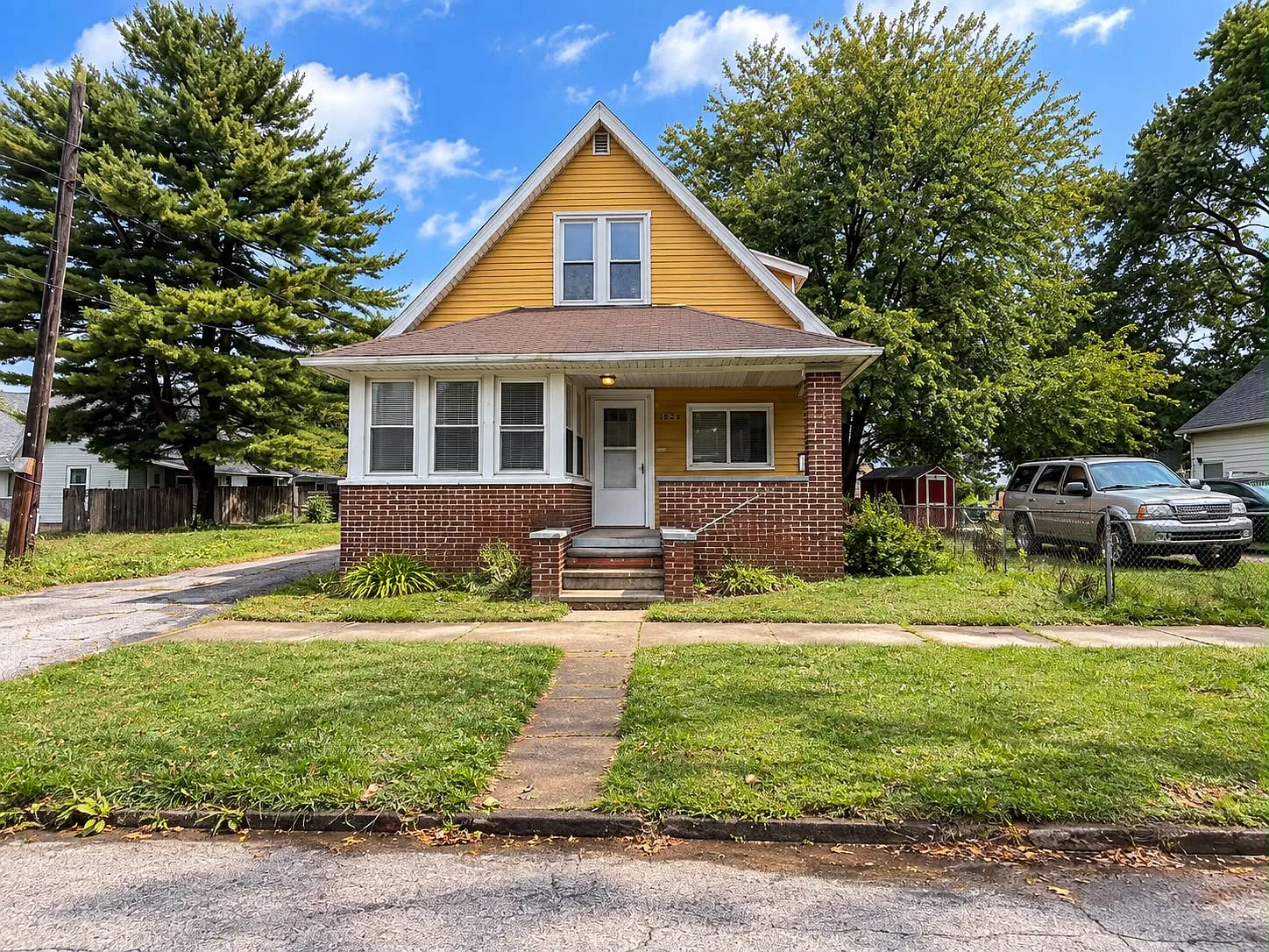 3 bed, 1344 sqft, $1,100 — Photo 1