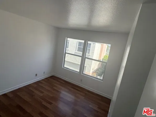 12671 Antigua Ct, Lynwood, CA 90262