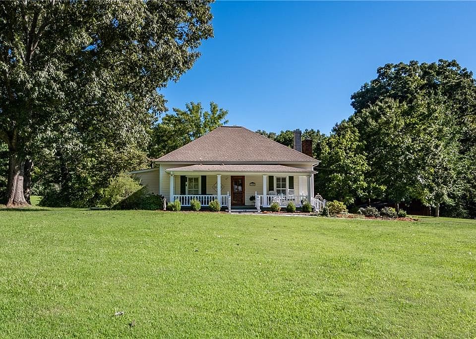 150 New Town St, Tate, GA 30177 Zillow