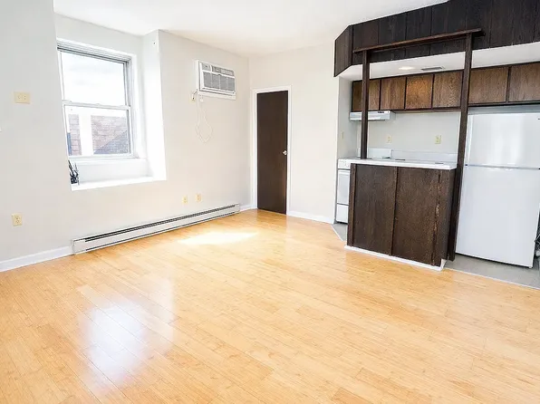 6333 Walnut St, Pittsburgh, PA 15206