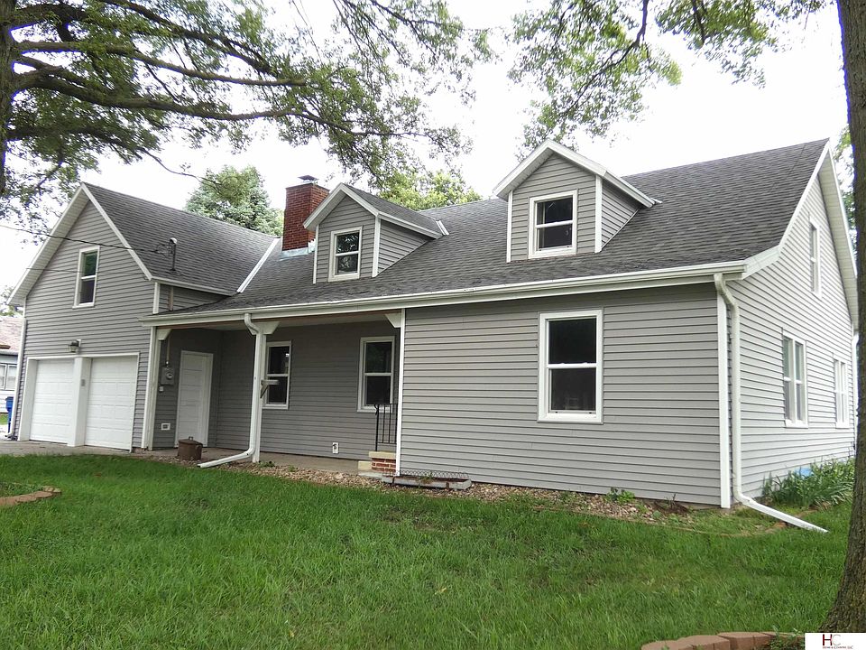 1st image of 816 S Main St