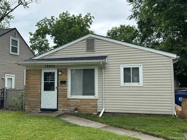 18455 Centralia, Redford, MI 48240