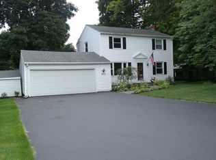 833 Shoemaker Rd, Webster, NY 14580