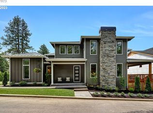 8149 SW Cedarcrest St, Portland, OR 97223