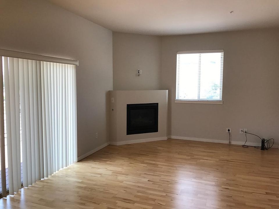 1st image of 1057 W Century Dr