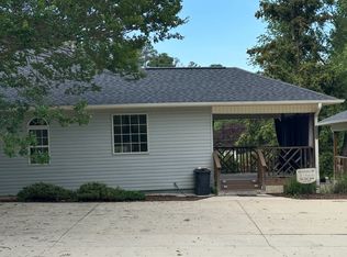 2100 Loveless St, Guntersville, AL 35976
