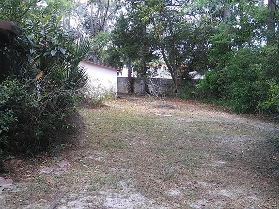 4th image of 3319 NW 21st Dr