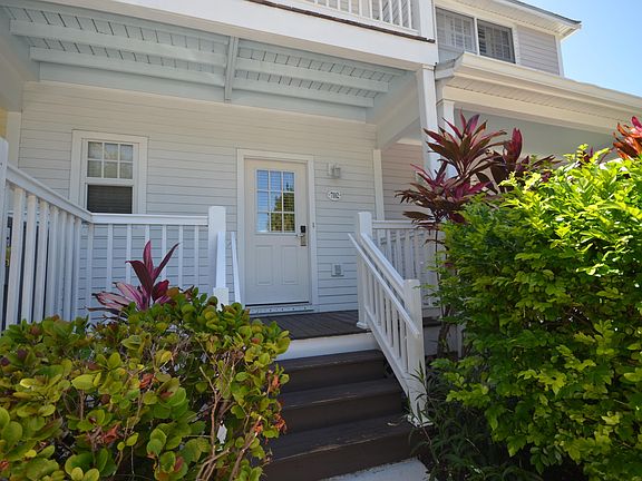 3rd image of 7102 Harbor Village Dr