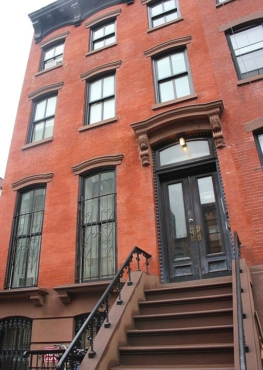 1st image of 320 Cumberland St #1